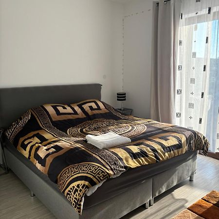 5 Izbovy Samostatny Stojaci Rodinny Dom S Podkrovim A Velkou Zahradou So Sezonnym Bazenom, Celorocnou Saunou A Virivkou-Momentalne Pokazena- Od Augusta Bude Nova Na Dovolenku A Oddych Topolniky 외부 사진